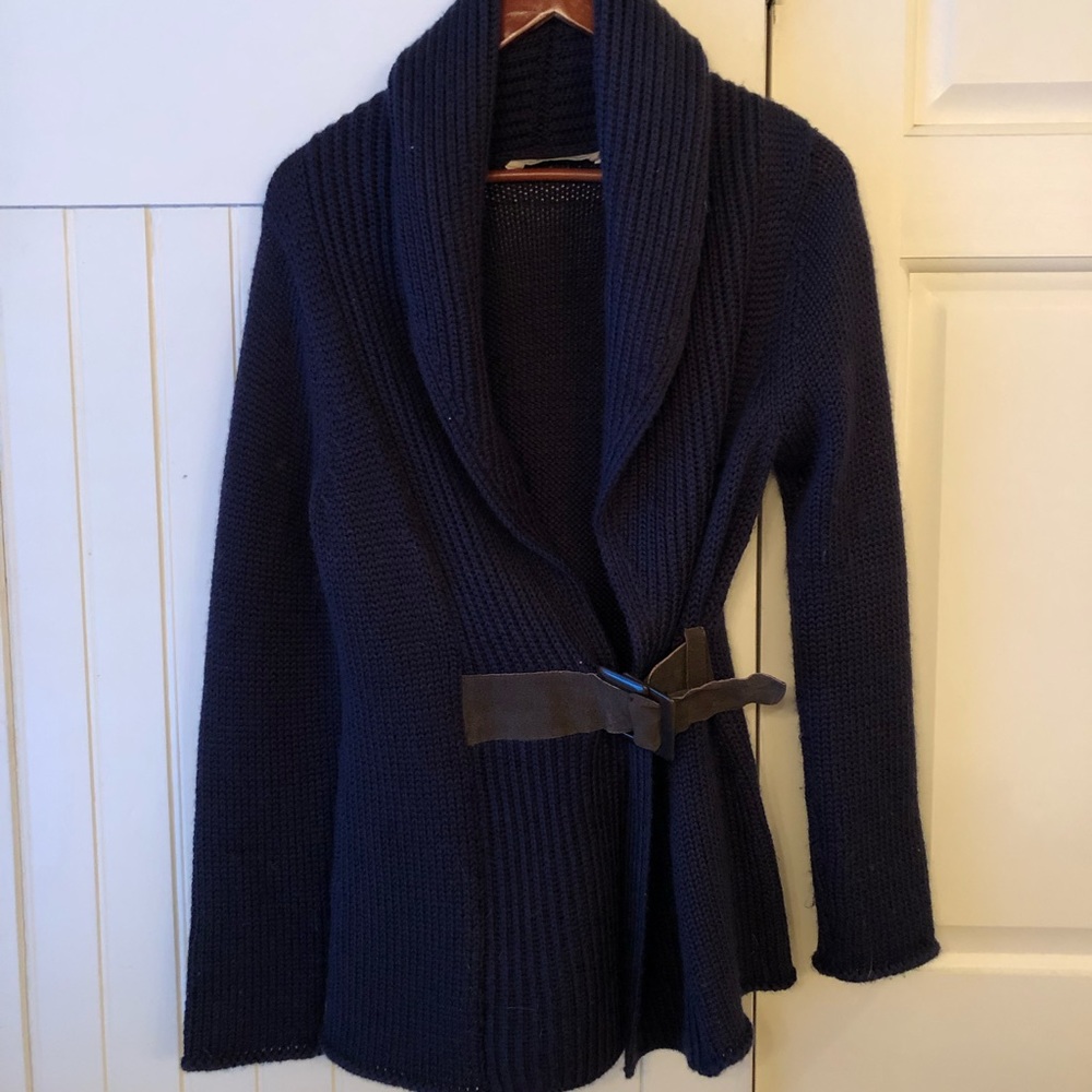 Buckle cardigan